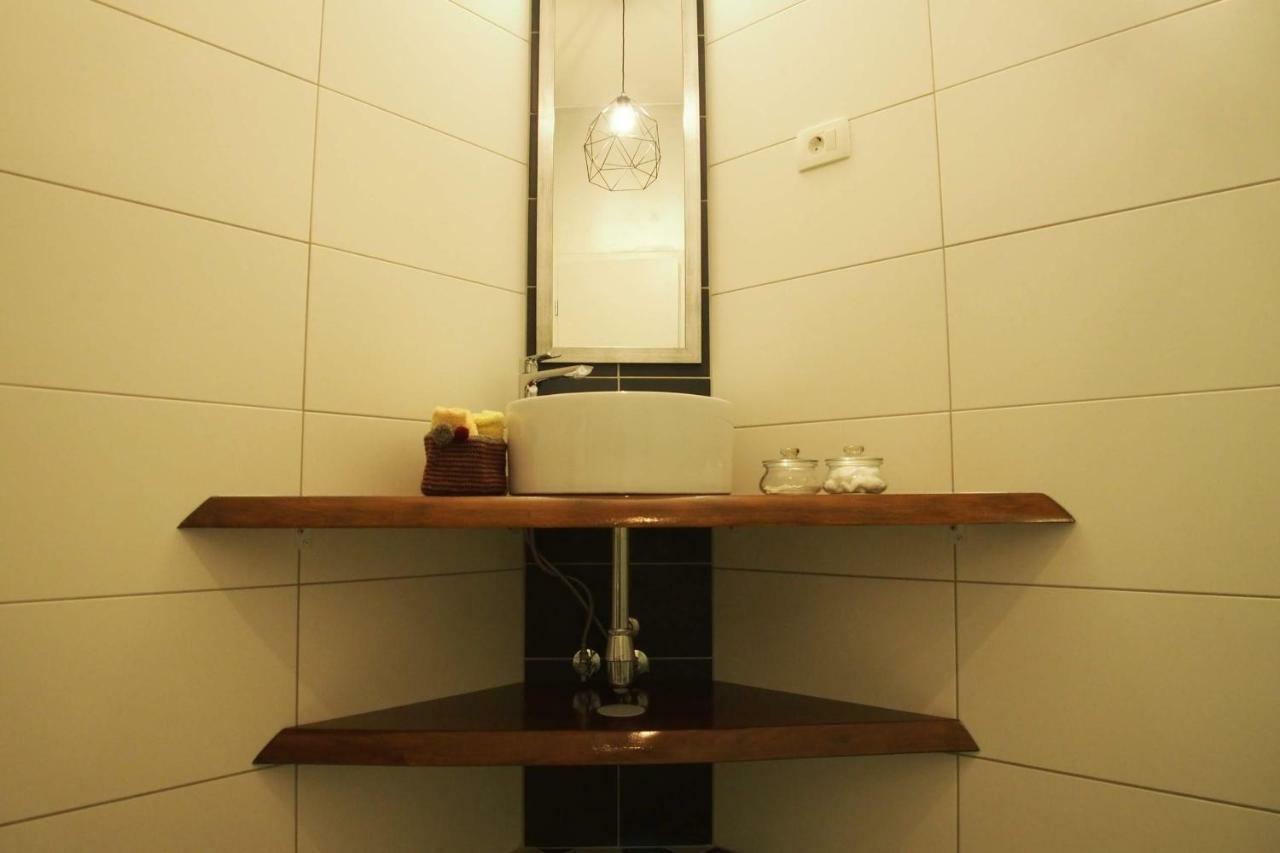 Appartamento Studio Apartman Baronessa Adriana Fiume Esterno foto